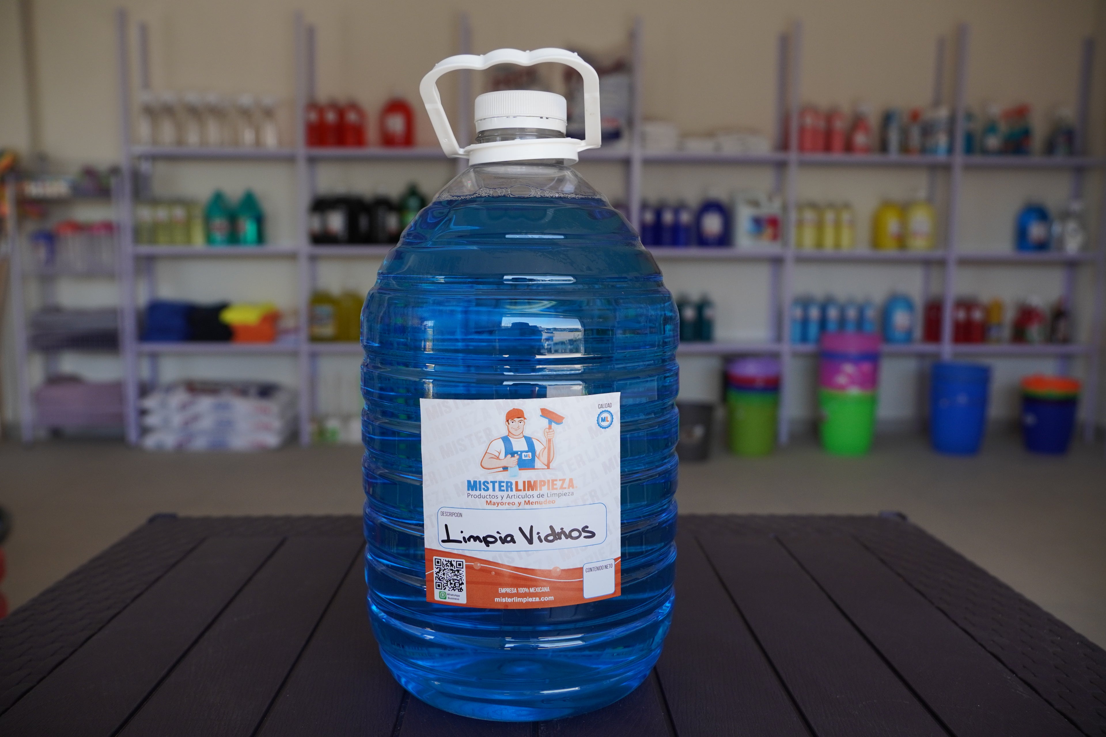 LIQUIDO LIMPIAVIDRIOS Y CRISTALES 5LTS