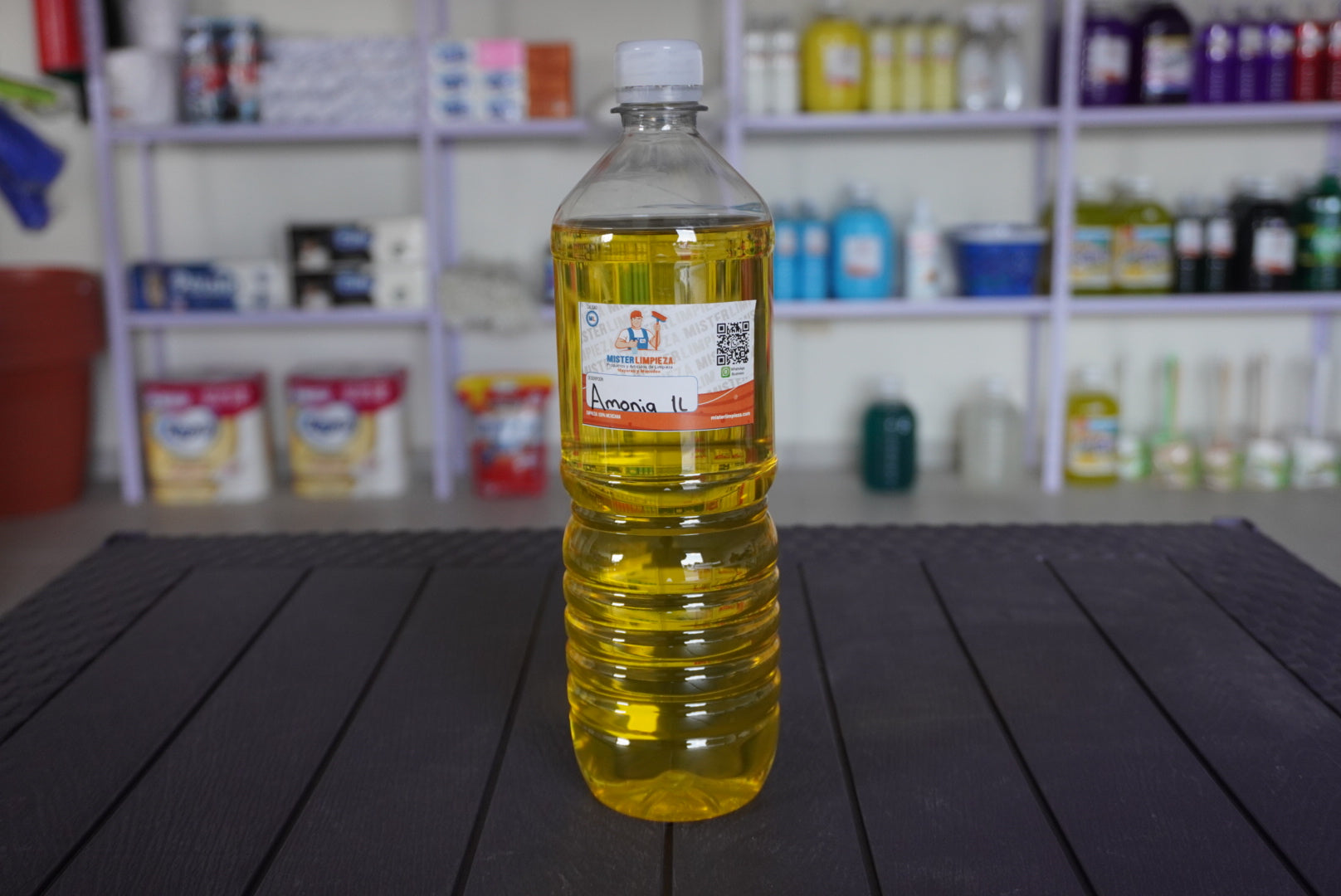 JABON LÍQUIDO AMONIA 1LT